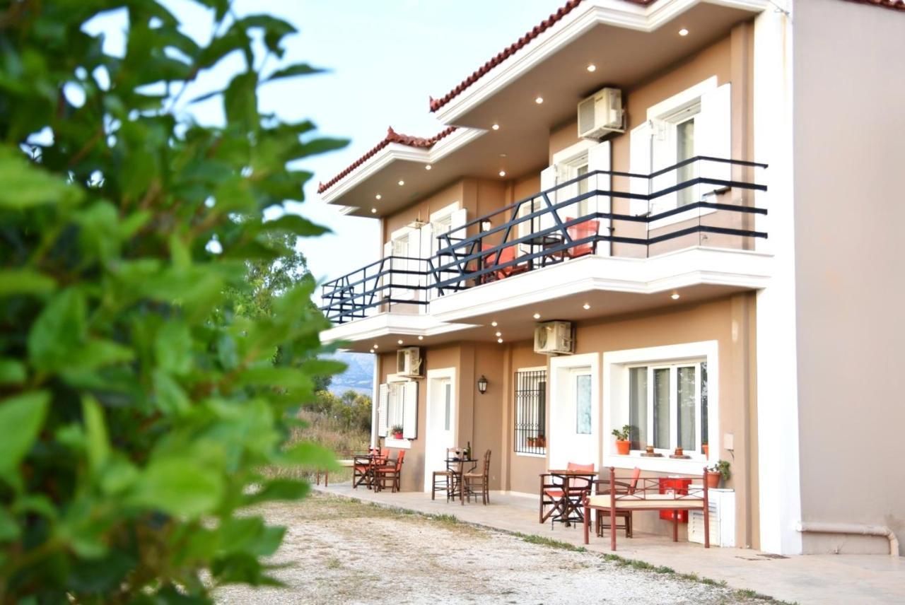Anemomylos Apartments Ликсури Экстерьер фото