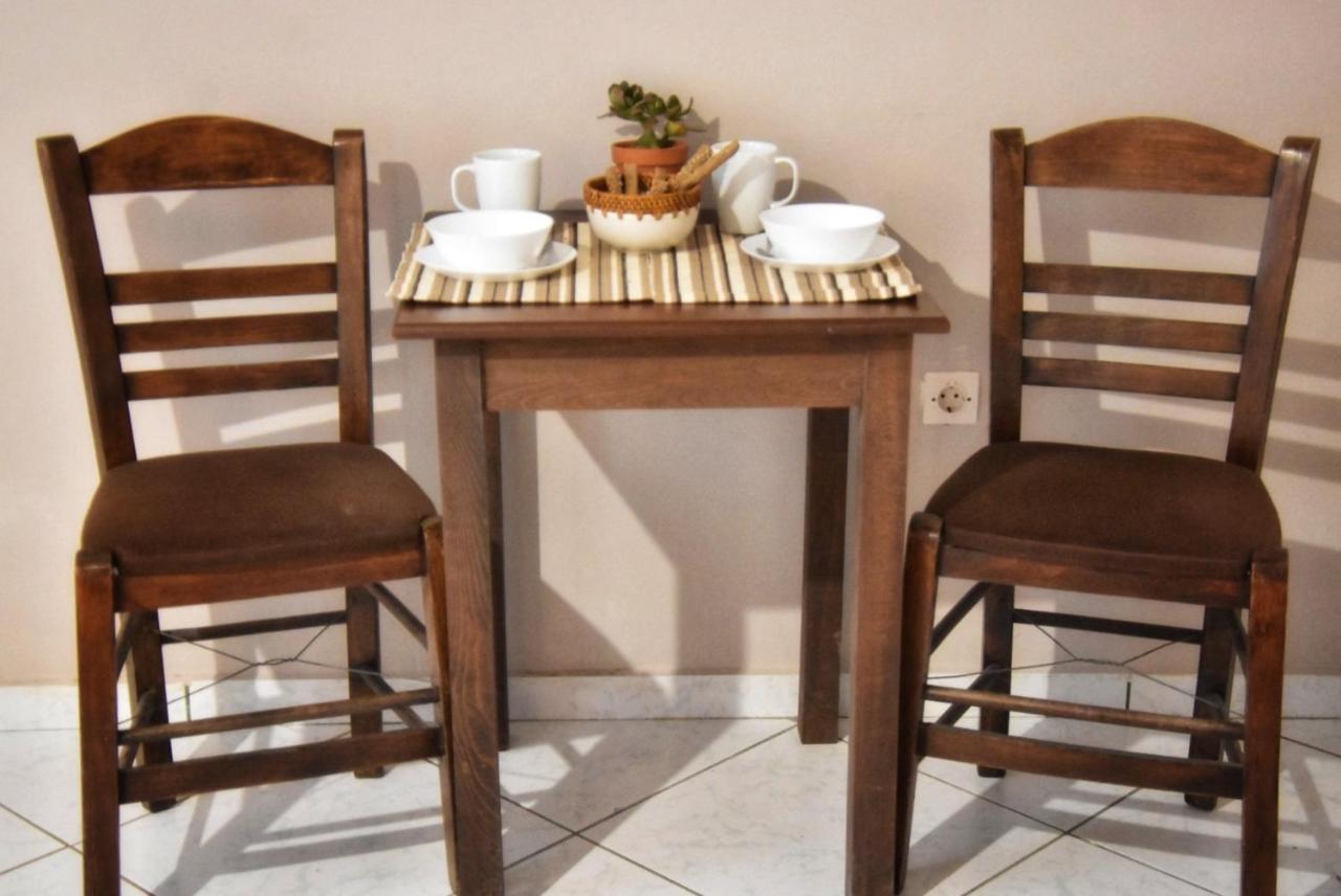 Anemomylos Apartments Ликсури Экстерьер фото